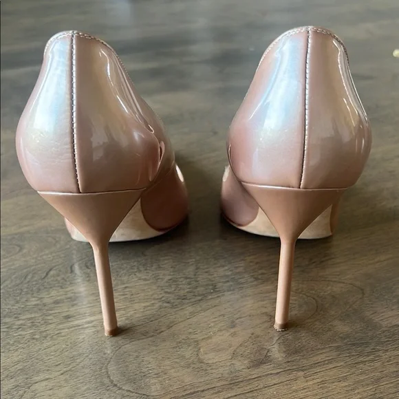 Manolo Blahnik Tan Stiletto Heels - Picture 4 of 8